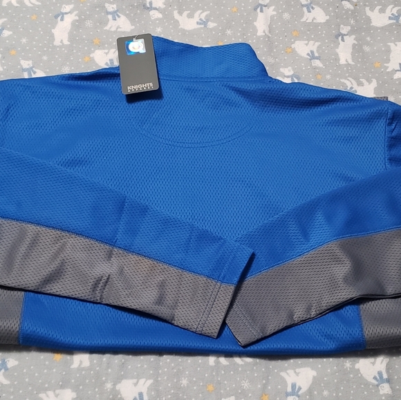 UCLA Bruins lightweight jacket - Picture 2 of 4